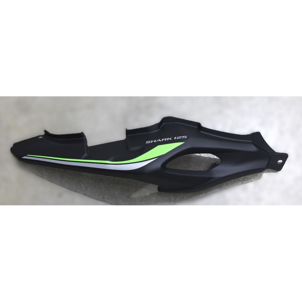 SHARK 125-068
SAĞ YAN KAPAK SİYAH