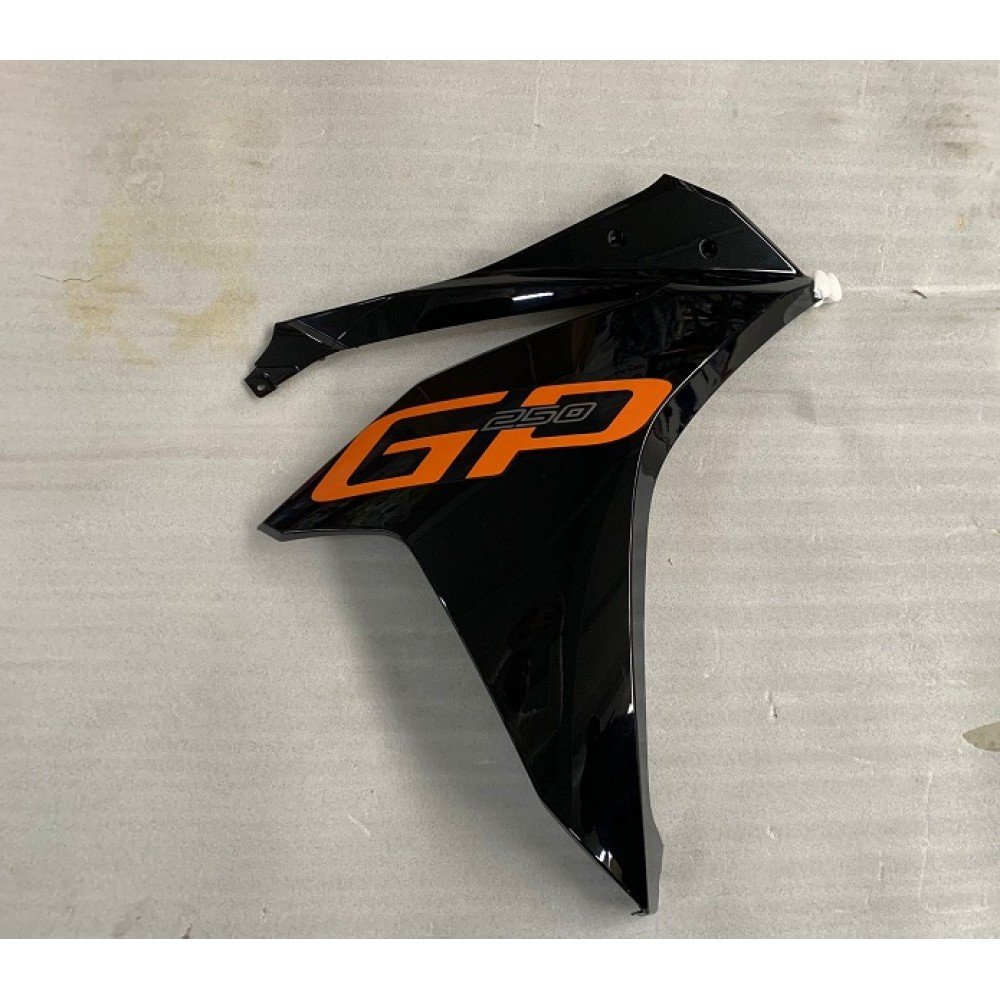 GP250 - 020
SAĞ RÜZGARLIK TURUNCU