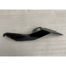 GP250 - 033
SAĞ YAN KAPAK SİYAH