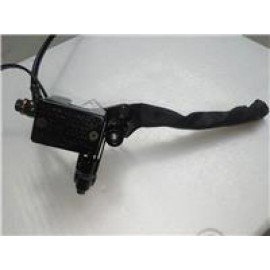 ARS200- 151
ÖN FREN SİSTEMİ ÜST MERKEZ