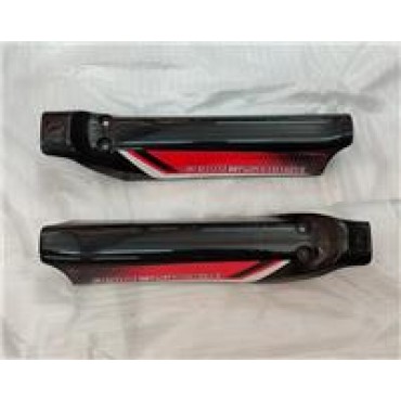 CR250 - 081 ÖN AMARTİSÖR KAPAĞI TK. KIRMIZI