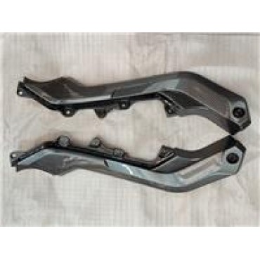 CR250 - 106 SAĞ YAN PANEL İÇ PLASTİĞİ ÜST