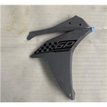 GP250 - 017
SAĞ RÜZGARLIK GRİ