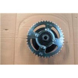 MT125 - 027
ARKA GÖBEK DİŞLİSİ